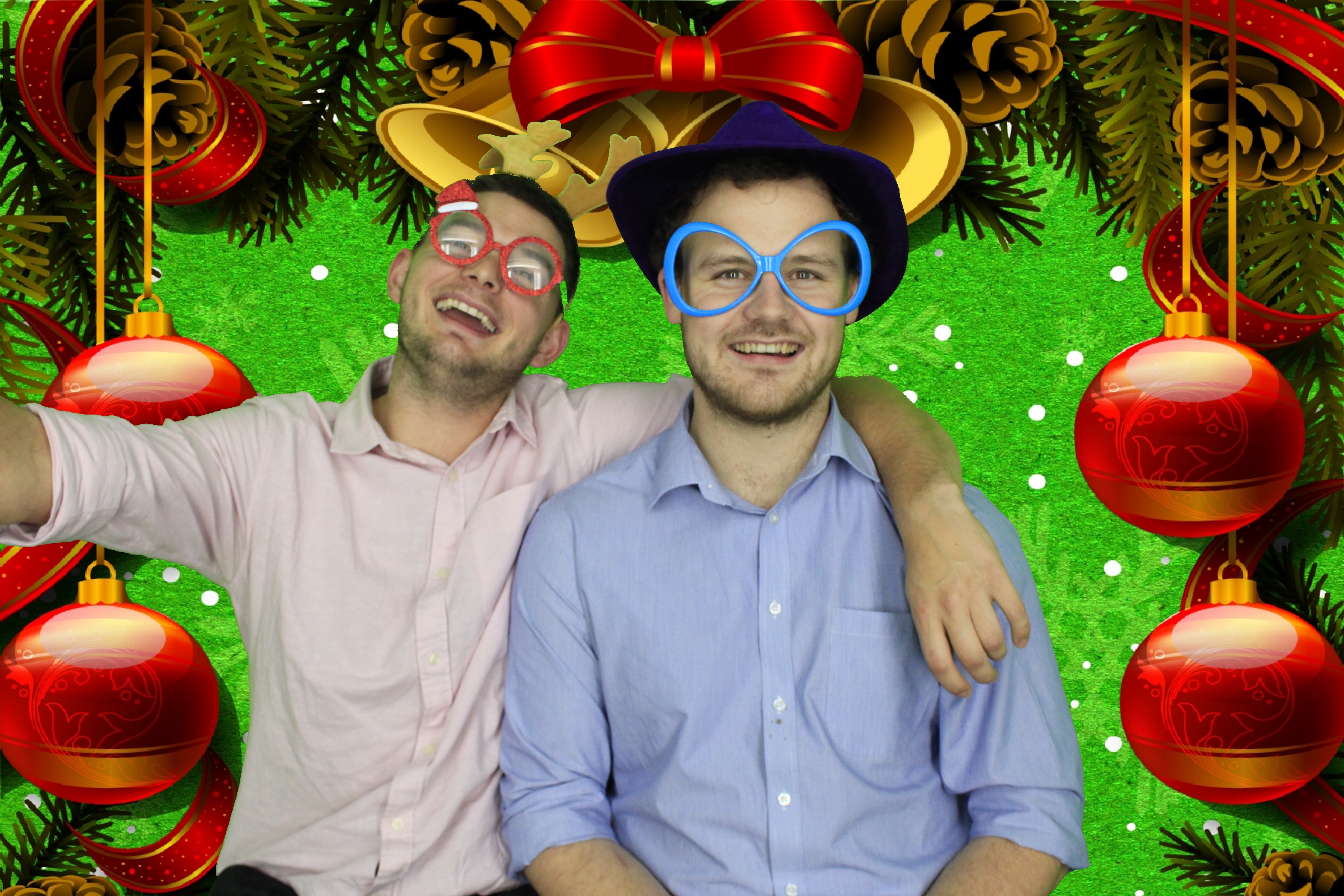 Silvermere Christmas Party  | View more photos from the event at gallery.myphotoboothexperience.co.uk/u/MyPhotoBoothExperienceLtd/Silvermere-Christmas-Party-0